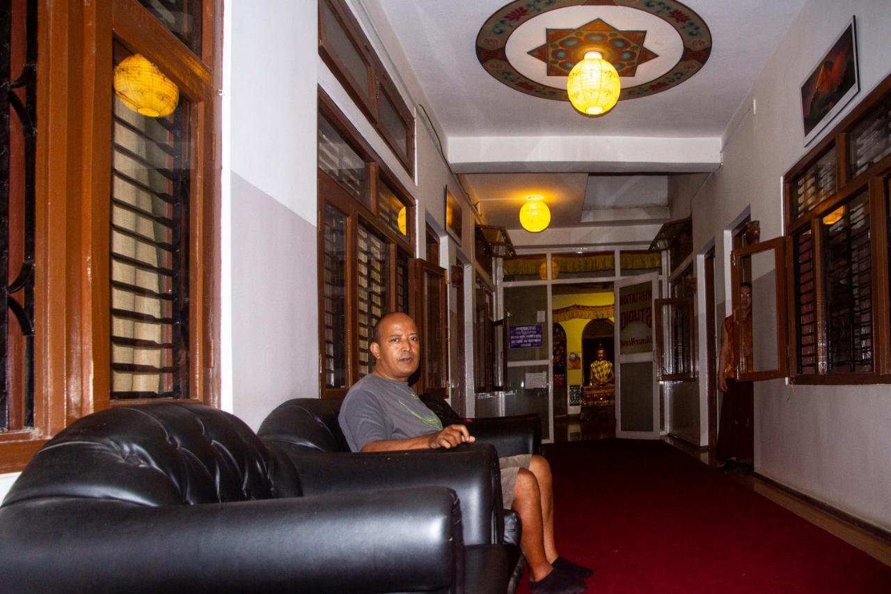 Flavors Inn Meditation Center Катманду Екстериор снимка