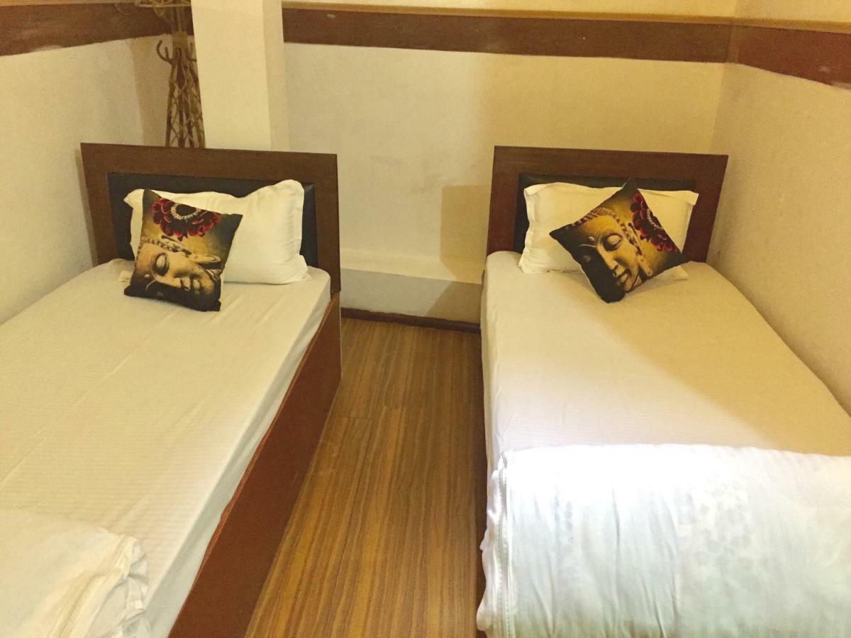 Flavors Inn Meditation Center Катманду Екстериор снимка