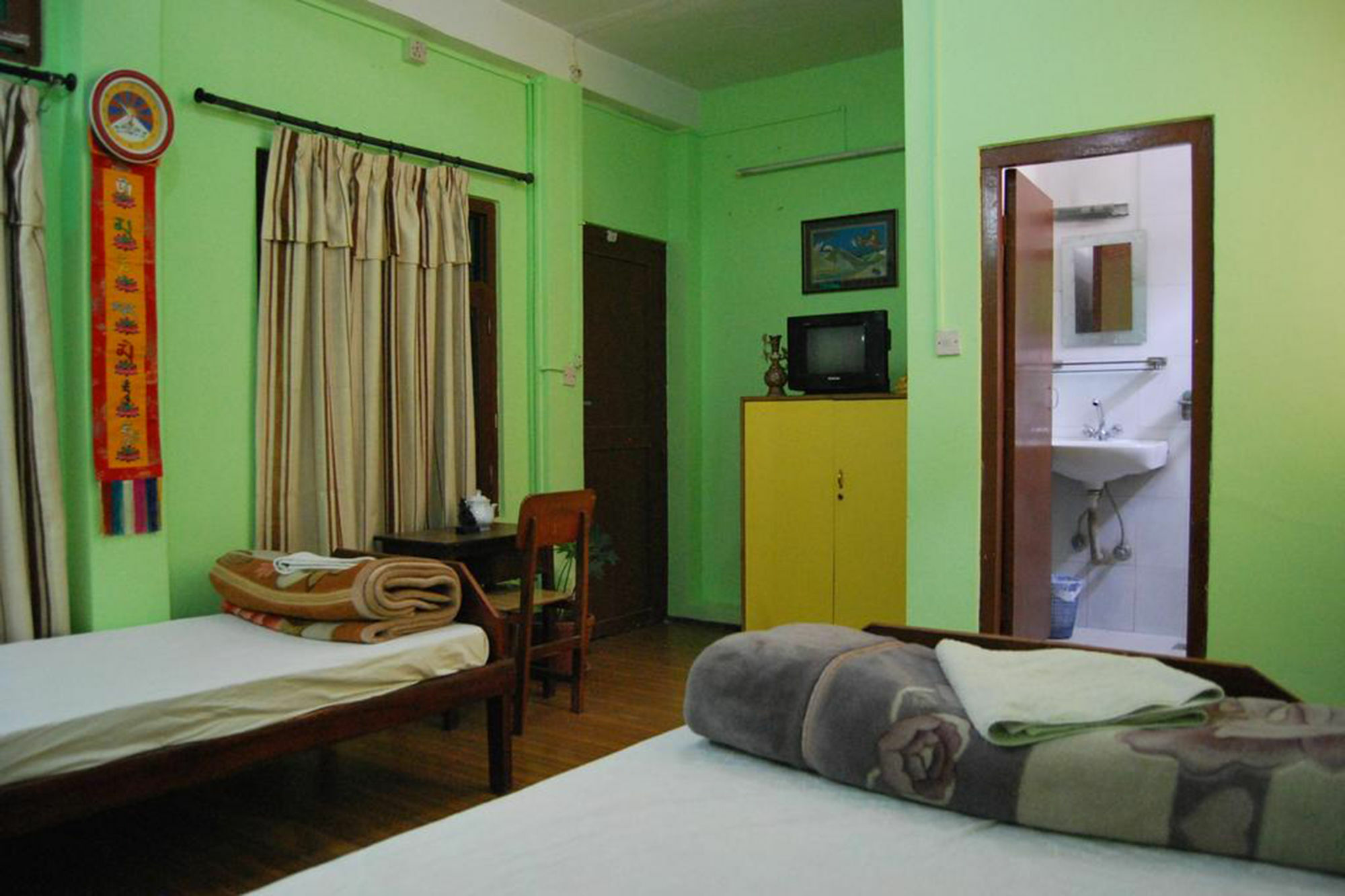 Flavors Inn Meditation Center Катманду Екстериор снимка