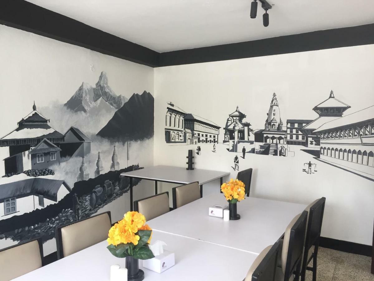 Flavors Inn Meditation Center Катманду Екстериор снимка