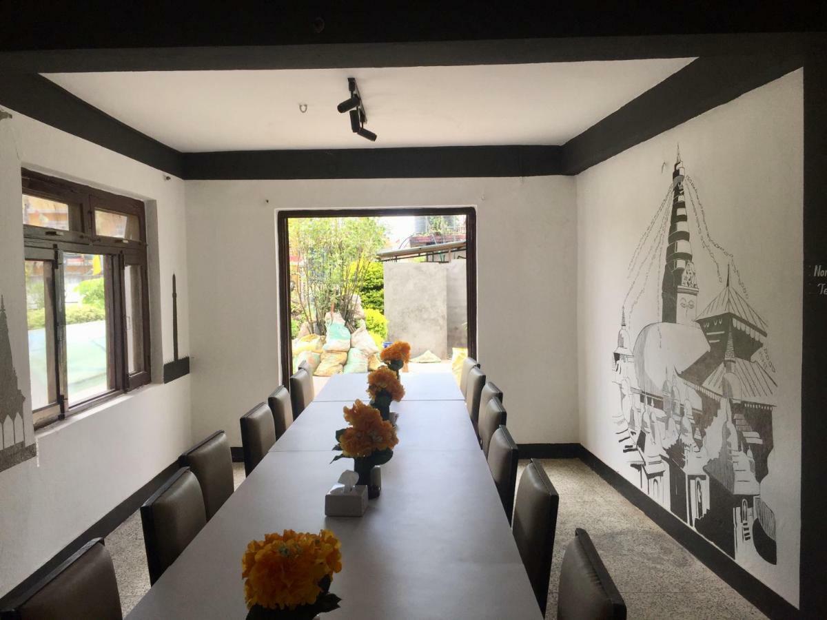 Flavors Inn Meditation Center Катманду Екстериор снимка