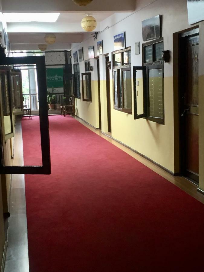 Flavors Inn Meditation Center Катманду Екстериор снимка